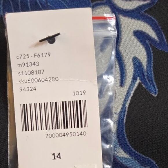 Lane Bryant Blue Black Floral Pleated Midi Dress NWT Size 14 - Picture 10 of 10